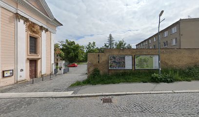 Parkoviště Buštěhrad, Zámek