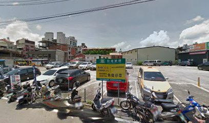 No. 116, Donghua Road Parking