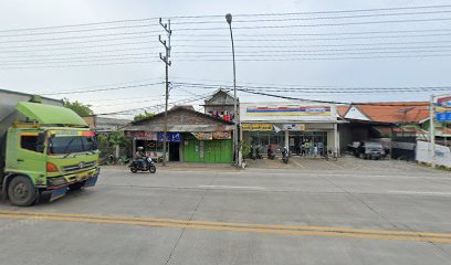 Warung Nasi Bu Sarmi (Rawon, Krengsengan)