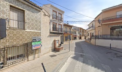Atracción turística - Pilar dе El Depósito - Las Gabias