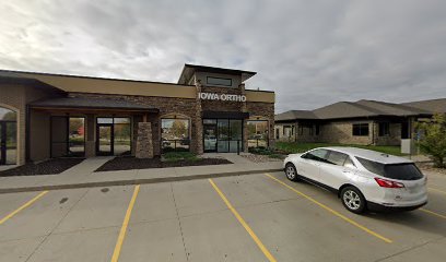 Dr. Alexandria Ballenger - Pet Food Store in West Des Moines Iowa