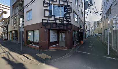 道具屋、寺島