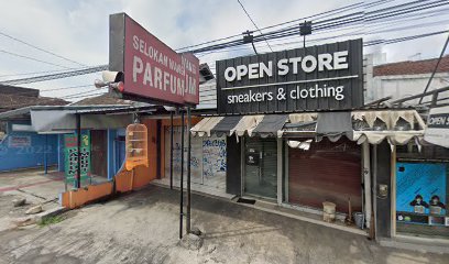 Rumah Makan Padang Batu Sangkar 100% Asli Urang Awak