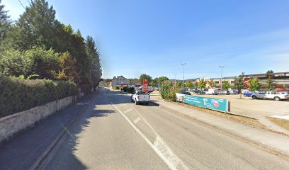 Station-service Carrefour Market