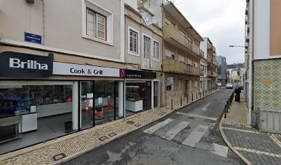 Loja Da Cidade - Tabacaria, Papelaria E Pastelaria, Lda.