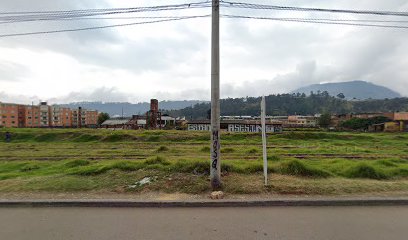 Vía Férrea de Facativá hacia Bogotá.