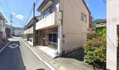 成田タンス店