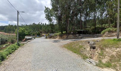 Irmãos Unidos - Industria E Comercio De Moveis, Lda.