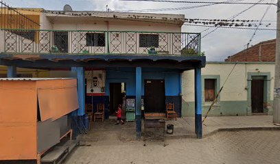 PELUCA'S BARBER SHOP