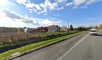 Roman Siwek - Rodinná farma v Horní Suché, prodej obilí, služby, zámečnické práce.