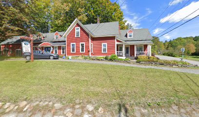 Nature Chalet, 5 min to Mt. Snow, great getaway!