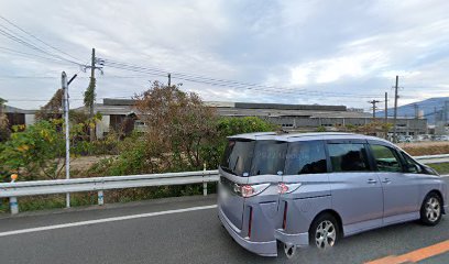 松下自動車修理工場