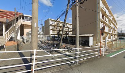 基山駅東口自転車駐車場