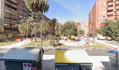 Parque local - Parterre dе la Plaça d'Holanda - Valencia