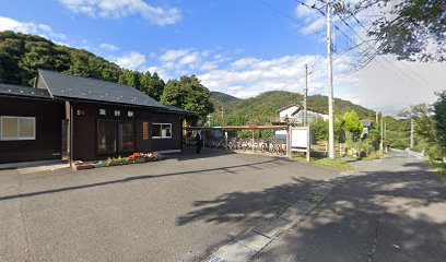 栗野駅駐輪場