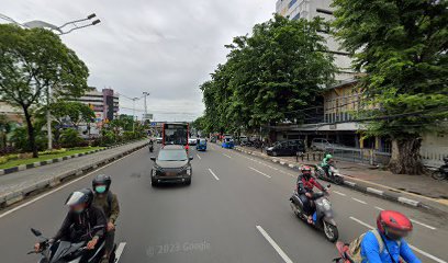 Ahli Gigi Herman Sah