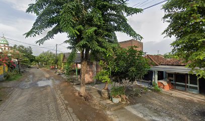 Kharisma Pakan Burung