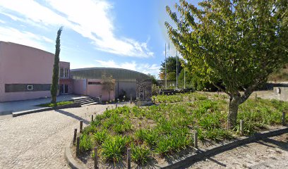 Centro escolar Santa Cruz Douro