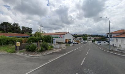 César réparateur motos scooters Saint-Jean-de-Luz