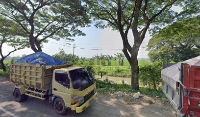 Tambal ban sepor dan mlayani truk dan mobil sumber nafkah