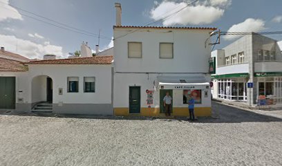 Mercearia da vila / amanhecer