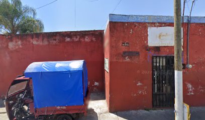 Estacionsmiento Y Pension San Jifitas