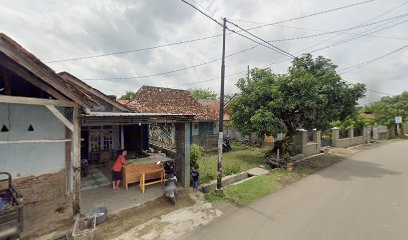 Tio Santoso (Warung Mbako)