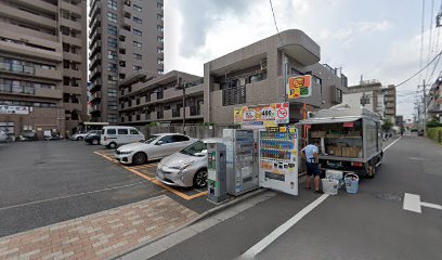 ブレイク保木間 駐車場