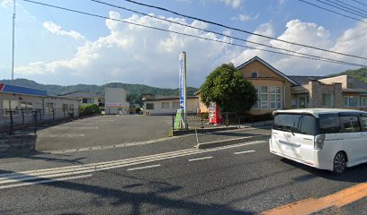 こだま整形外科医院駐車場