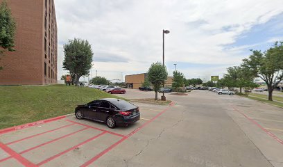 1721 E. Central Texas Expressway (US 190) Parking