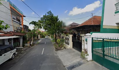 Warung Tipat dan Rujak Ibu Sri