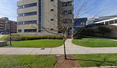 Badger Market in Health Sciences Learning Center