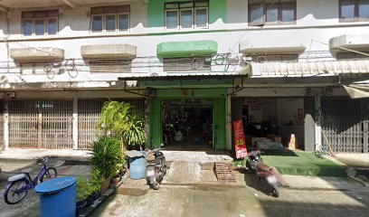 Chai Ya Phesat Pharmacy