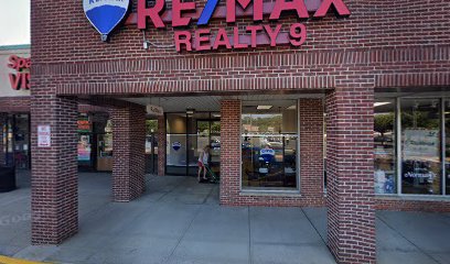 RE/MAX Realty 9