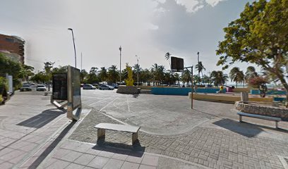 Malecón cancha de baloncesto