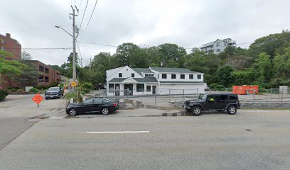 Wash Blvd Opp Hull Medical Ctr (FLAG)