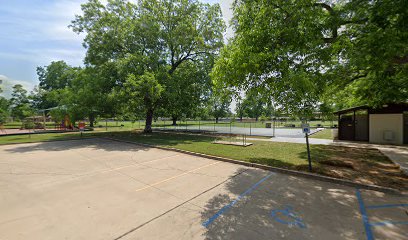 Mike Woods Park-basketball court