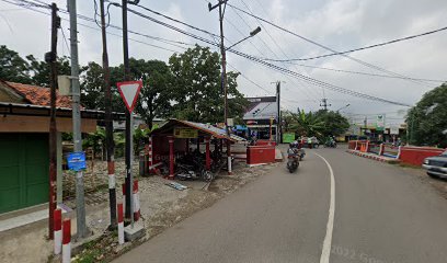 Pangkalan Ojek Jembatan Merah