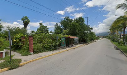 PARADA CAMIONES TRANSPORTE PUBLICO