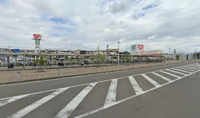 綾川町綾川駅前自転車等駐車場