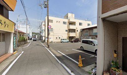 すずや 月極有料駐車場