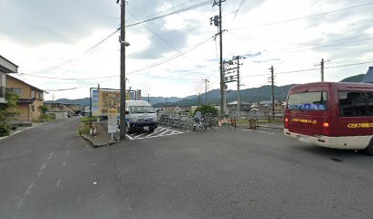 周防高森駅駐輪場