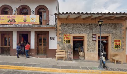 Escuela de Ciencias Ecológicas