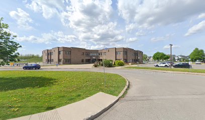 Le Bourg-Neuf Elementary School