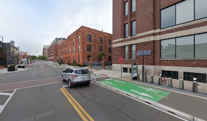 Mogo Bikeshare-Jos Campau & Guoin St