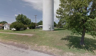 Rush Springs water tower/Indian Head & Flag