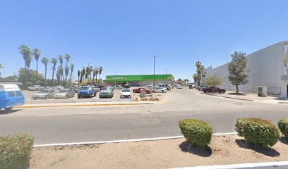 Estacionamiento Bodega Aurrera