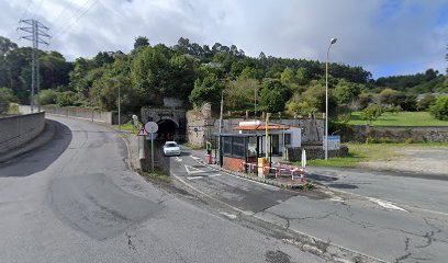 Puerta Cabana (Escuela de Especialidades La Graña) en Ferrol