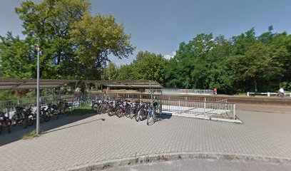 Sződ-Sződliget vasútállomás, B+R parkoló