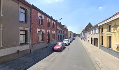 Vieux Grenier (Le), Antiquaire